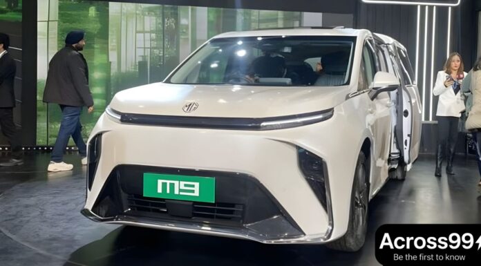 MG M9 EV Launch in India कीमत, रेंज, फीचर्स, बुकिंग और प्रतिद्वंदी MG M9 EV launched in India with price, range, features, booking details and rivals.