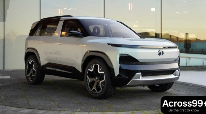 Tata Sierra EV 2025: भारत में लॉन्च, फीचर्स और ICE वेरिएंट तुलना Tata Sierra EV 2025 with modern design and ICE variant comparison