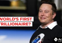 एलन मस्क का ट्रिलियन डॉलर का सफर: ट्रिलियनेयर बनने की कहानी Elon Musk speaking at a global tech event