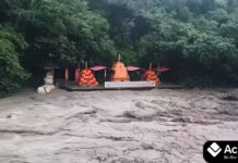 Dehradun Cloudburst Update: सहस्त्रधारा में होटल ढहे, मसूरी में जनहानि और टपकेश्वर मंदिर डूबा Cloudburst in Dehradun’s Sahastradhara area causing landslides and flood-like conditions