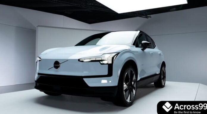 Volvo EX30 India Launch : अनुमानित कीमत, रेंज, फीचर्स और डिज़ाइन डिटेल्स Volvo EX30 electric SUV front view in India