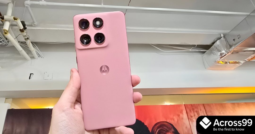 Motorola Edge 60 Fusion 5G with dual cameras and curved display