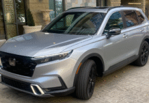 Honda CR-V 2025: शानदार लुक, दमदार फीचर्स और जबरदस्त हाइब्रिड टेक्नोलॉजी के साथ वापसी Honda CR-V 2025 front view exterior design