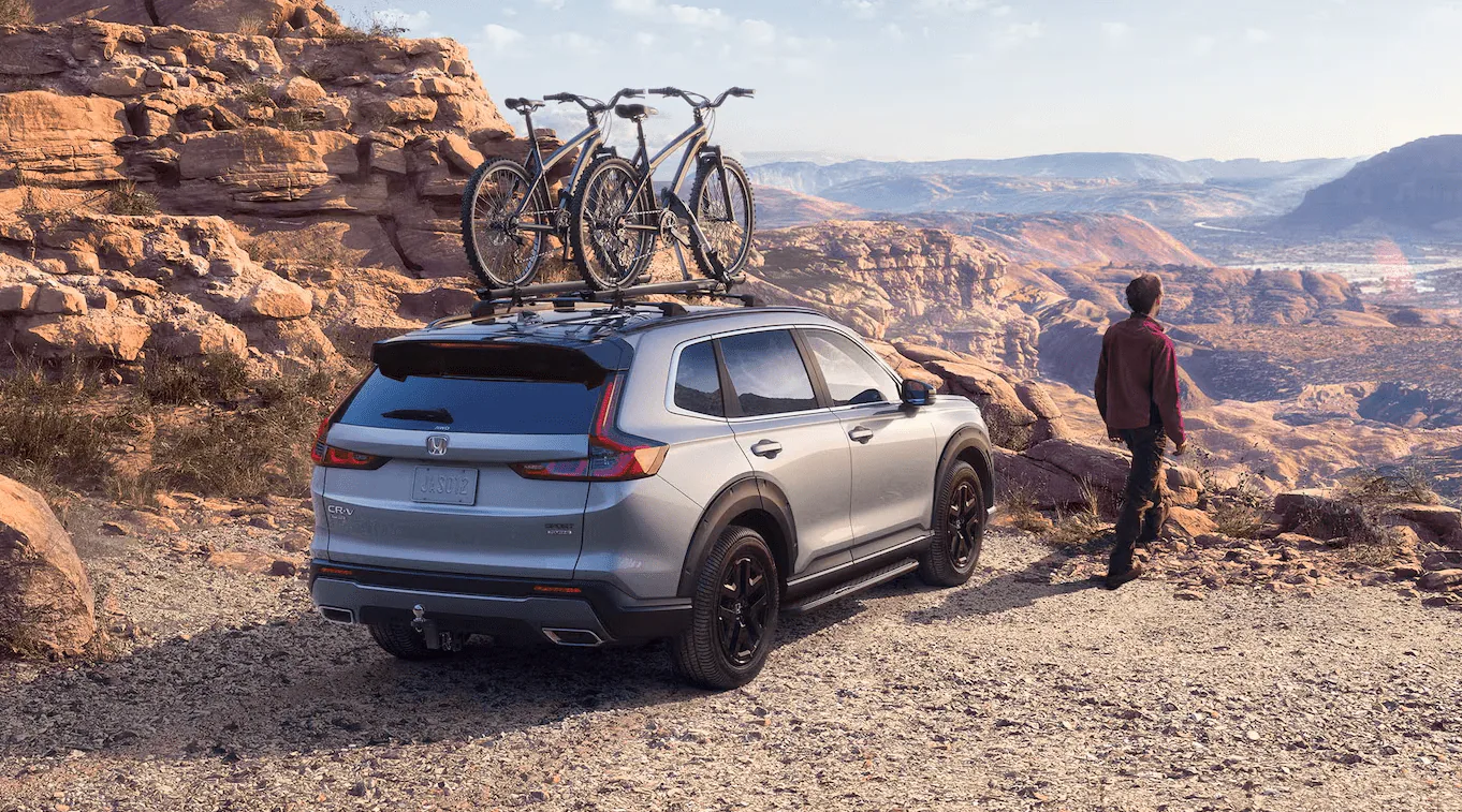 Honda CR-V 2025 luxurious interior and dashboard