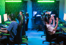 Digital Cyber Cafe: Best Cyber Cafe in Pupri, Bihar Digital Cyber Cafe in Pupri Bihar providing online services like Aadhaar, PAN card, and certificate apply